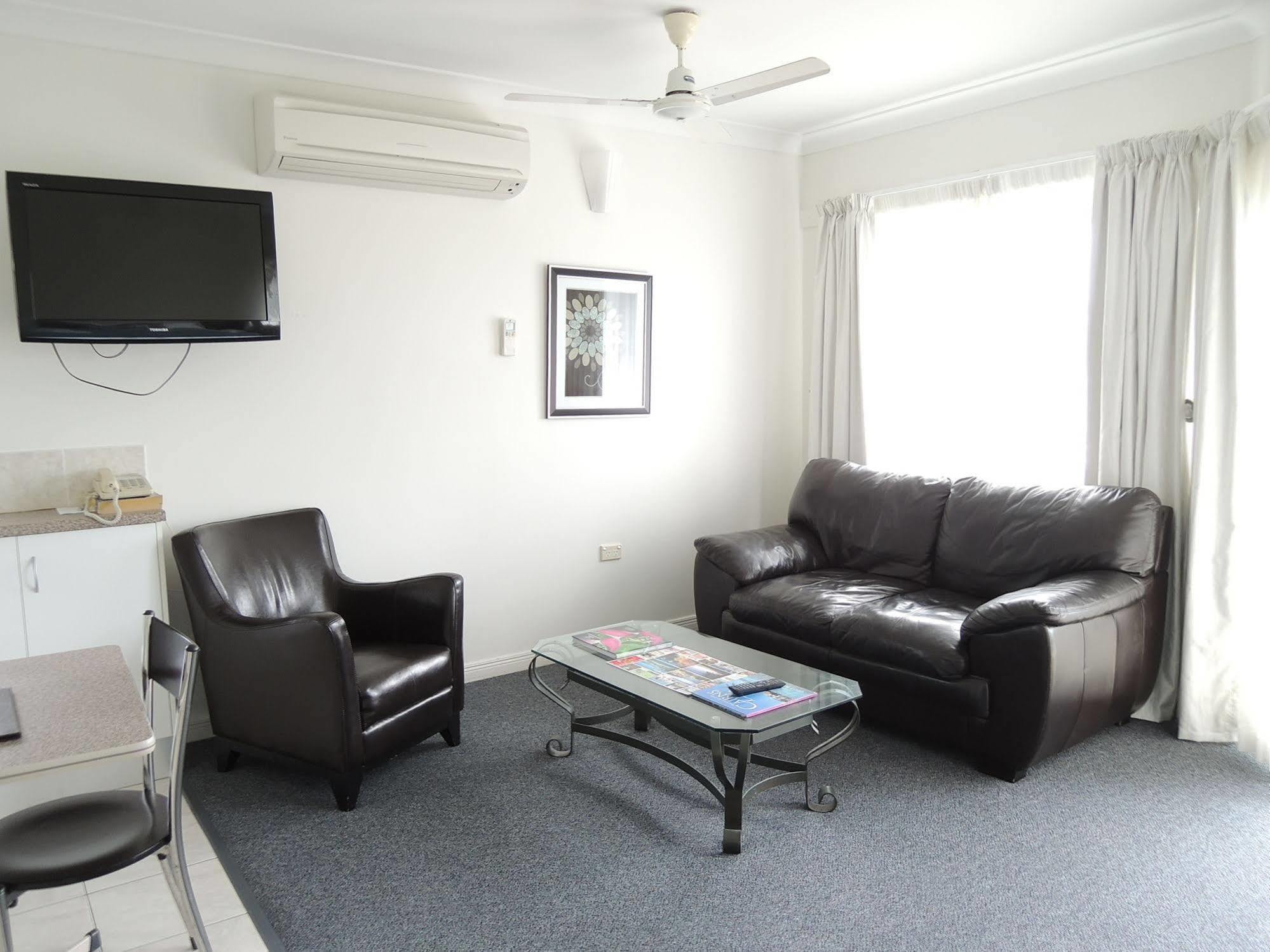 Motel Reef Palms Cairns Exterior foto